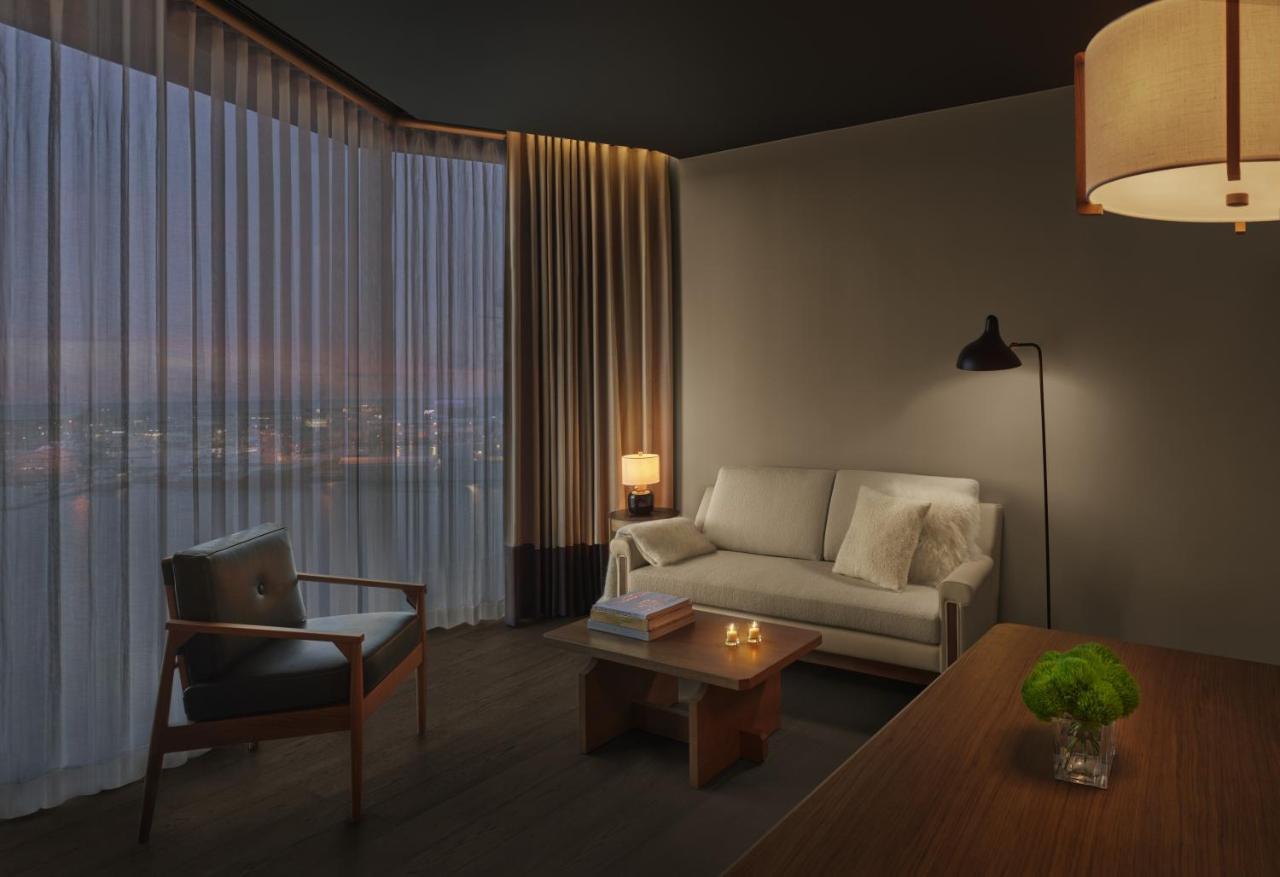 Suite King con 1 Camera da Letto e con Vista Porto